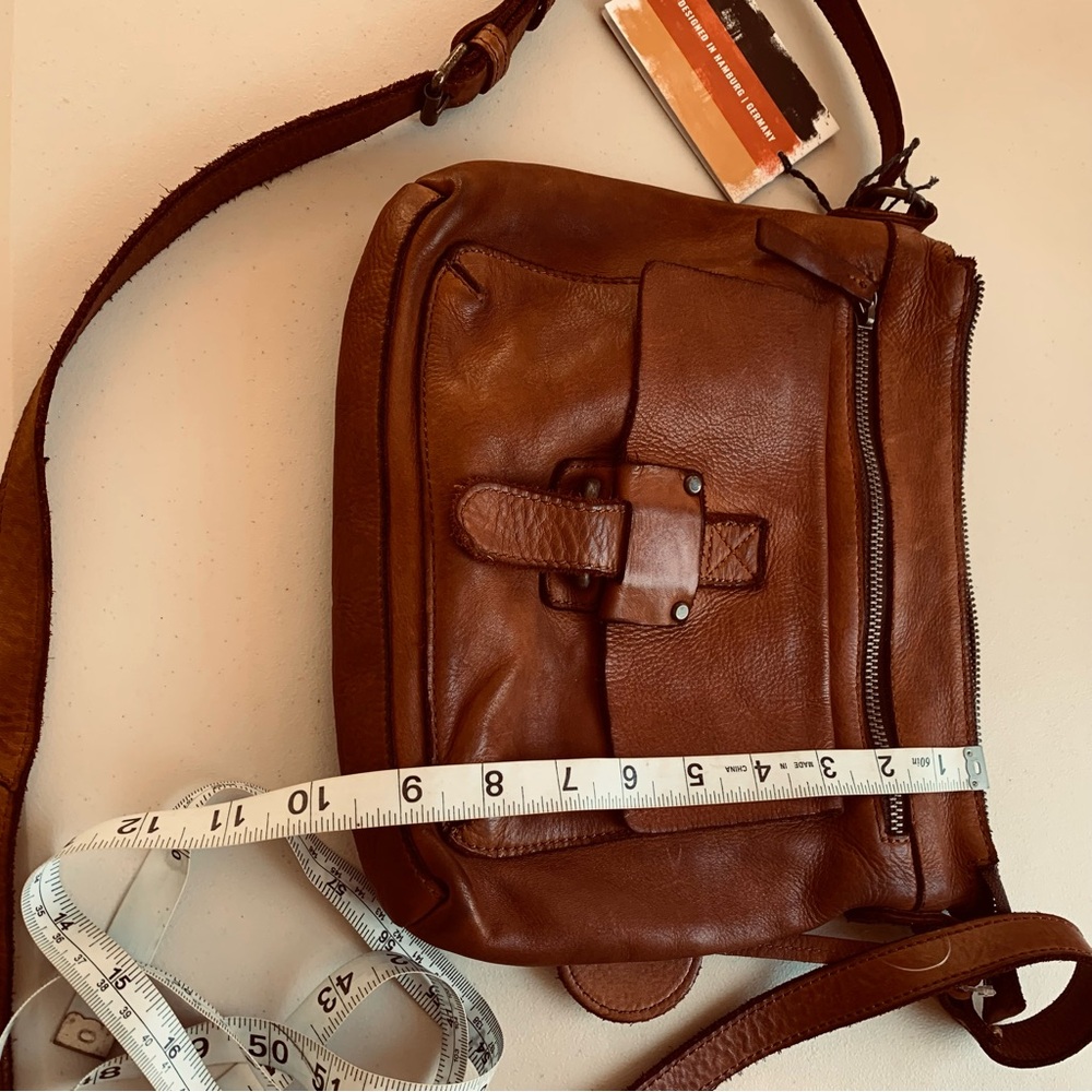 NWT Harbour 2nd Genuine Cognac  Leather Crossbody Medium  Bag - Picture 2 of 13